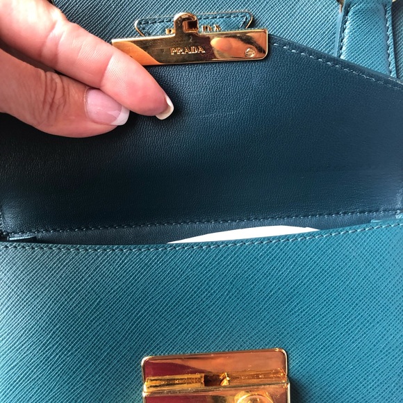 NWT Prada  Saffiano Lux Ottanio handbag large 😍 - Picture 4 of 9